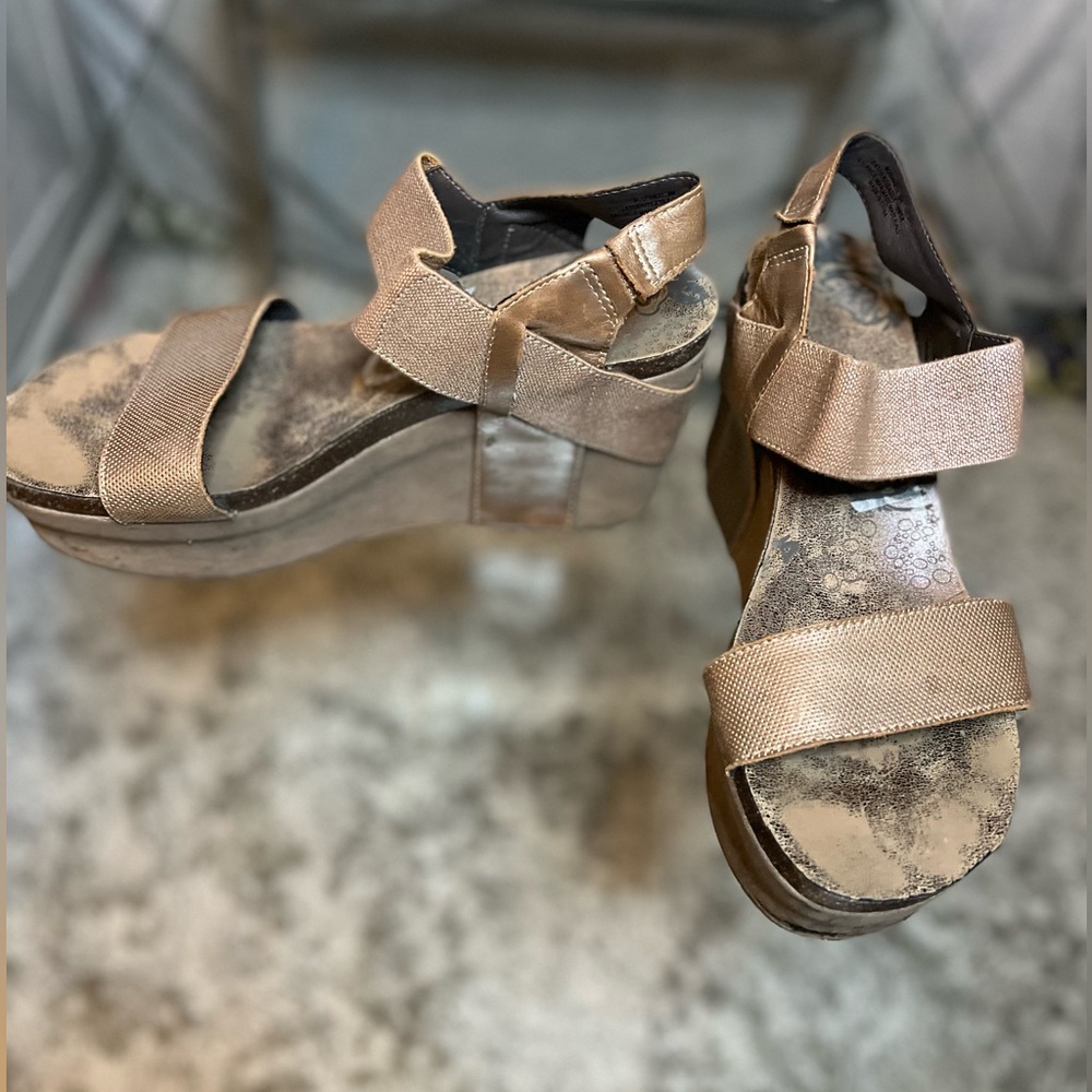 Copper/Gold OTBTs